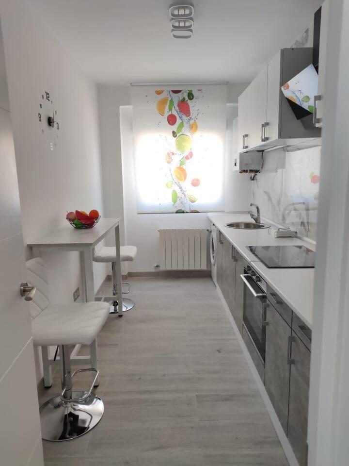 Apartamento Con Jacuzzi El Rincon De Las Delicias Zaragoza Kültér fotó